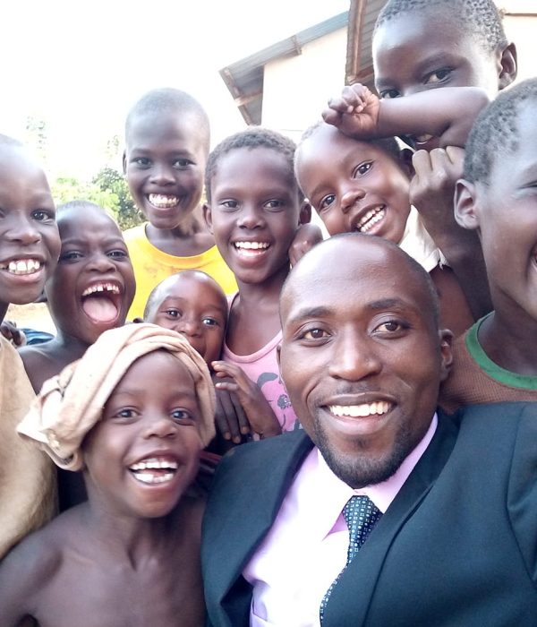 51124281_2535880649817068_567860170487496704_n